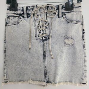 ALICE + OLIVIA Lace Up Denim Mini Skirt Size 24